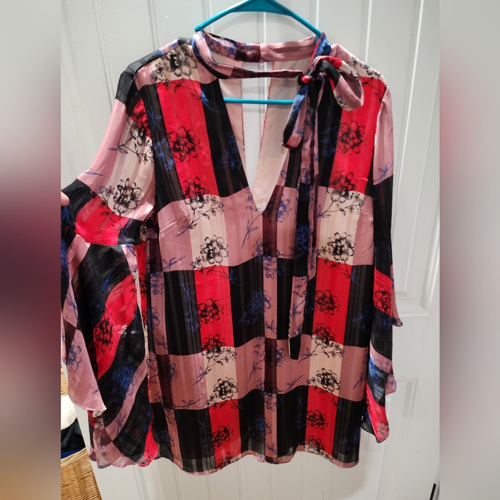 Bcbgeneration Flutter Sleeve Flowy Chiffon Dress - image 5